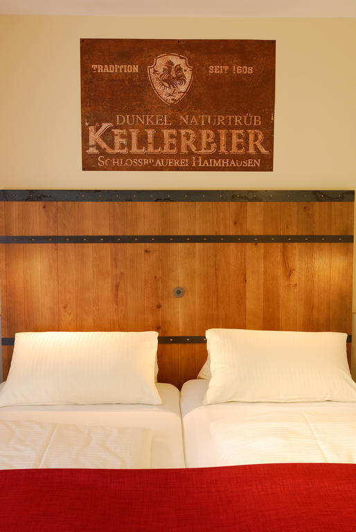 Brauerei Gasthaus Lohhof Im Muenchner Norden, Direkt An Der S1, Naehe Vom Flughafen, Zentrum, A92, Allianz Arena, Ruderregatta Und Schiessanlage G- Hochbrueck Entfernt, Internationale Kueche Unterschleißheim 객실 사진
